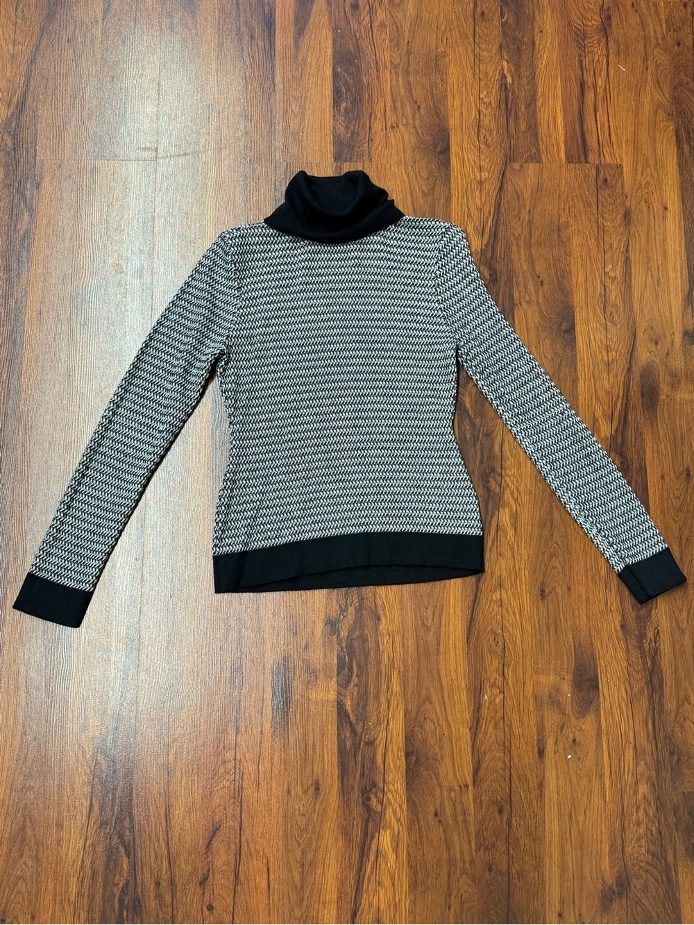LUCA LUCA Black White Houndstooth Merino Wool Sweater Size 10
